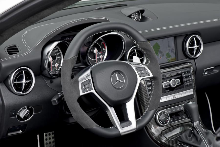  Mercedes-Benz SLK55 AMG 2012 года  (фото 45 из 73)